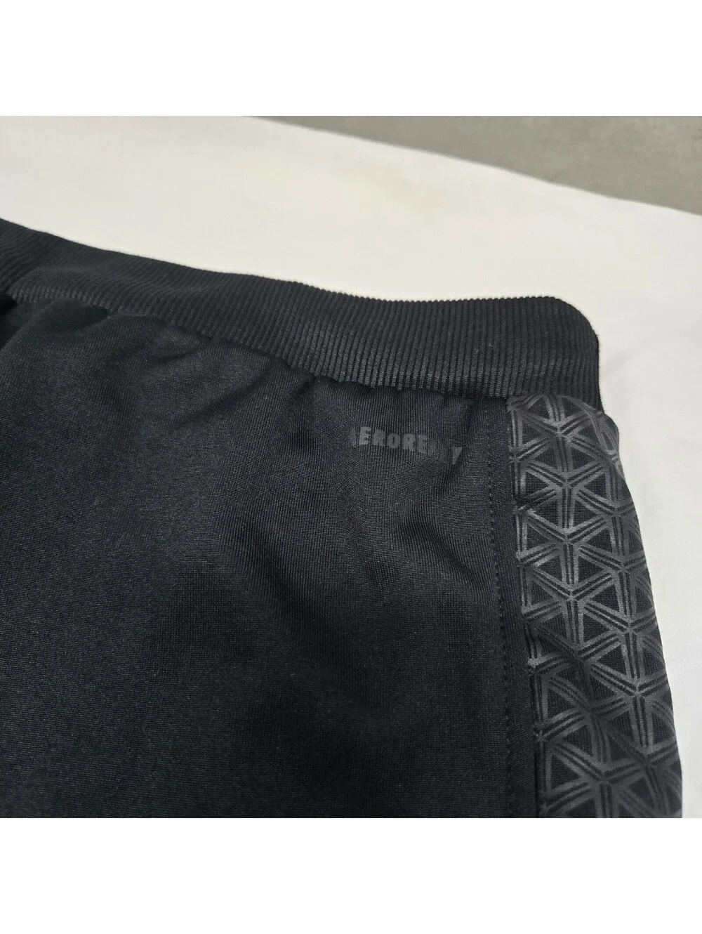NWT Sz MEDIUM Men's Adidas 3SSB Logo Pants 2023 Adjustable Black Joggers HR5142